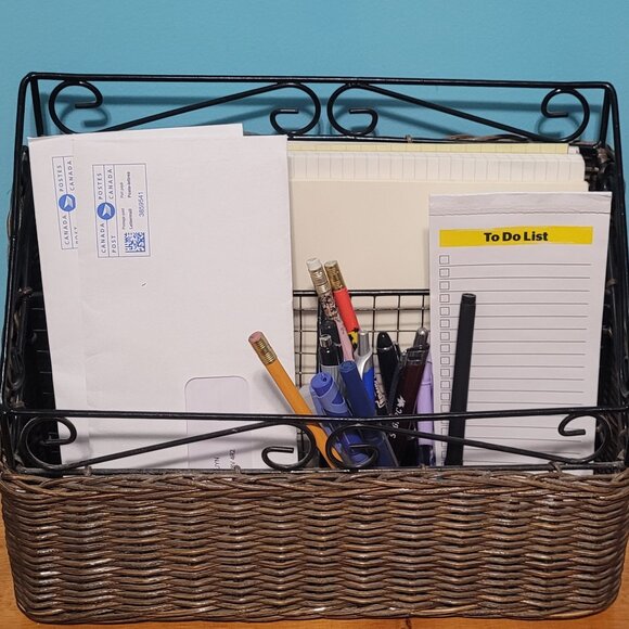 Signature Homestyles Wire and Wicker Organizer - Picture 5 of 5